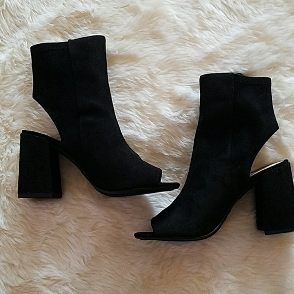 Shoes - Booties